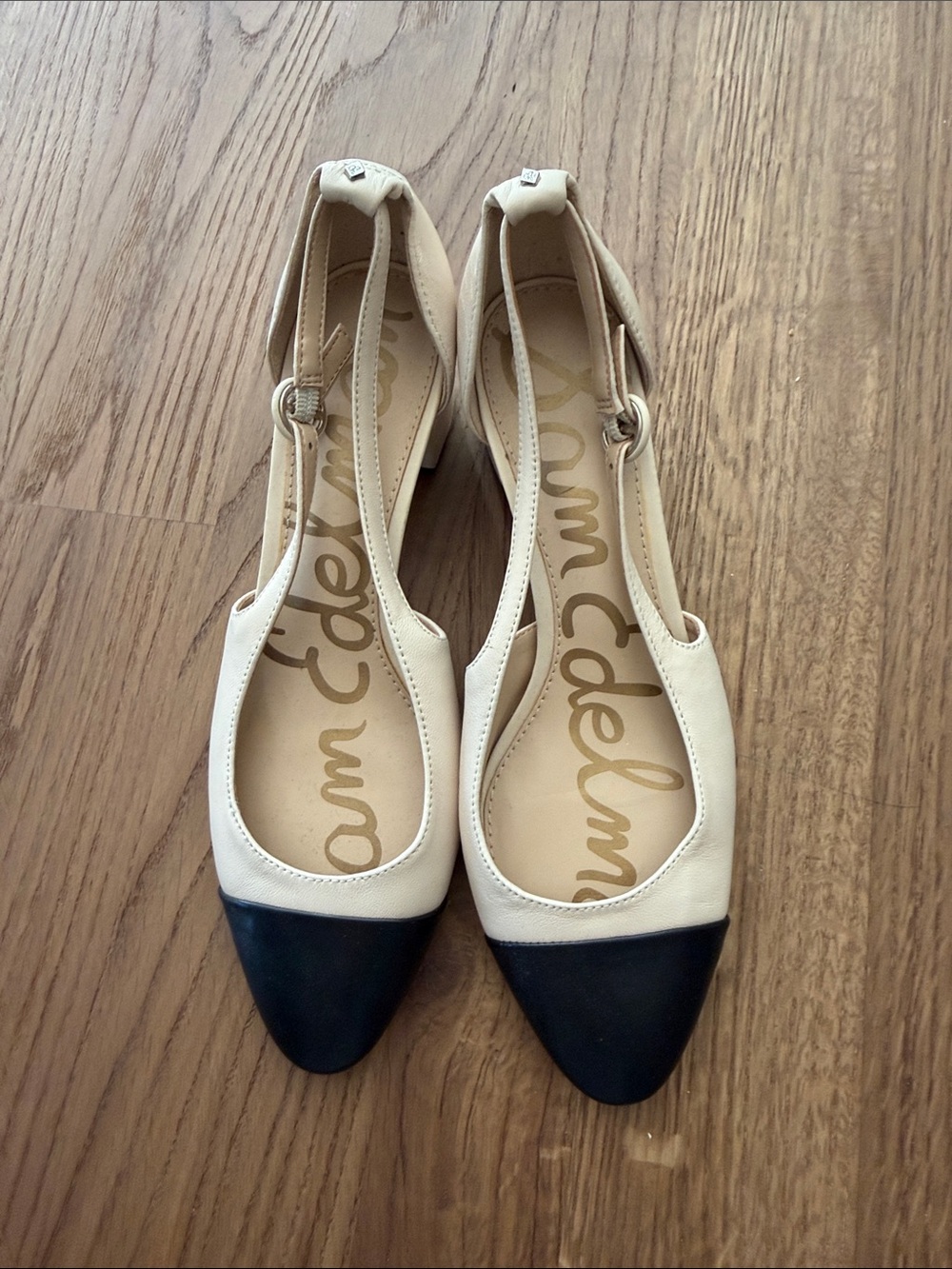 NWOT Sam Edelman Beige and Black Leah short heel - Picture 6 of 9